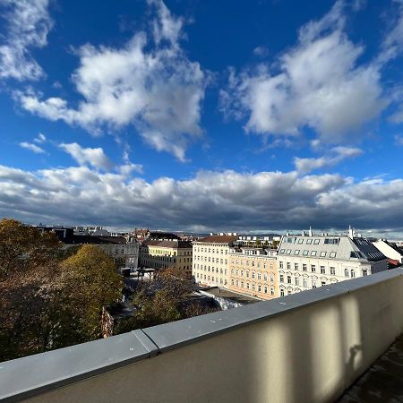 Penthouse Near Central Station With Free Parking Wenen Buitenkant foto